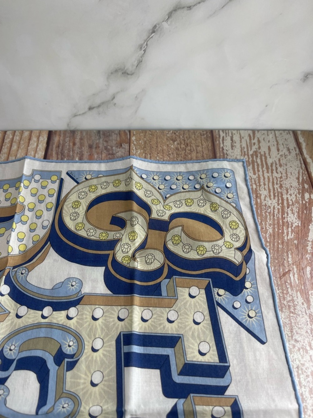 Hermes Electrique 45cm Silk Scarf - Dimitri Rybaltchenko Like New Authentic - Picture 5 of 14